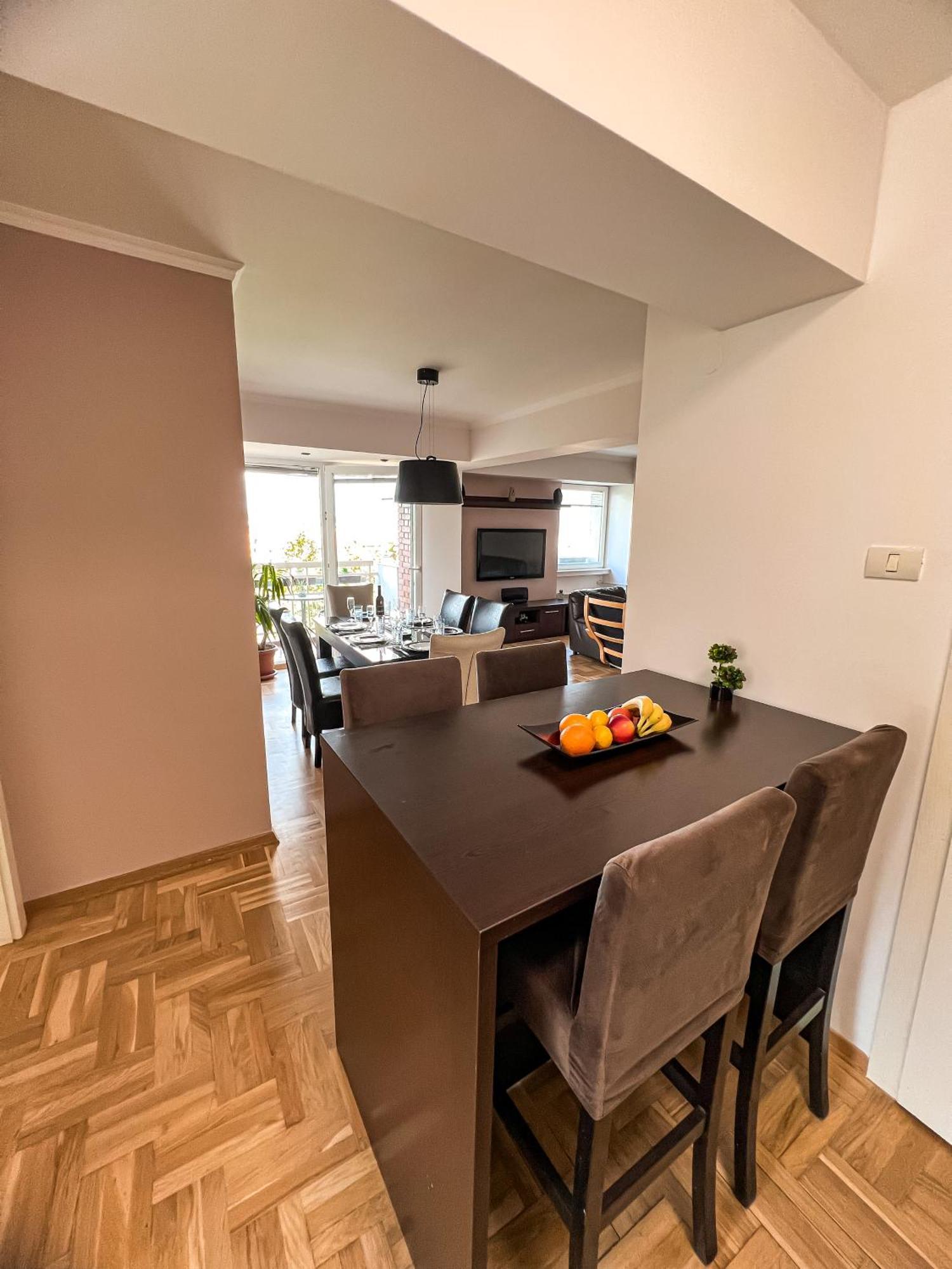 Centre Luxury Apartment Skopje Zewnętrze zdjęcie